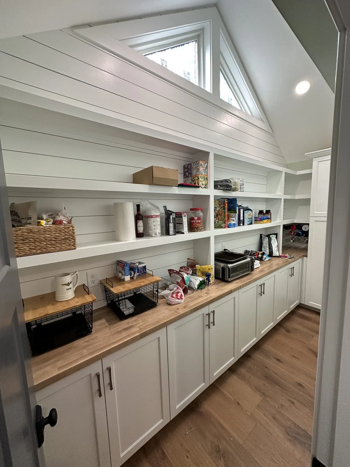 New finishes and updated lighting in a whole home remodel. Grangewood, Richmond, VA